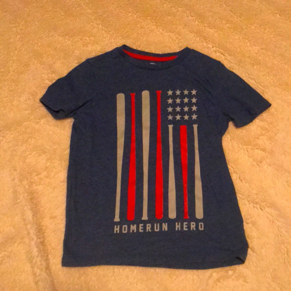 Boys Old Navy T-shirt